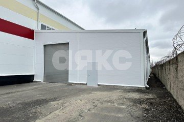 Фото №2: Коммерция 700 м² - Ростов-на-Дону, р. Октябрьский, ул. Оганова, 37