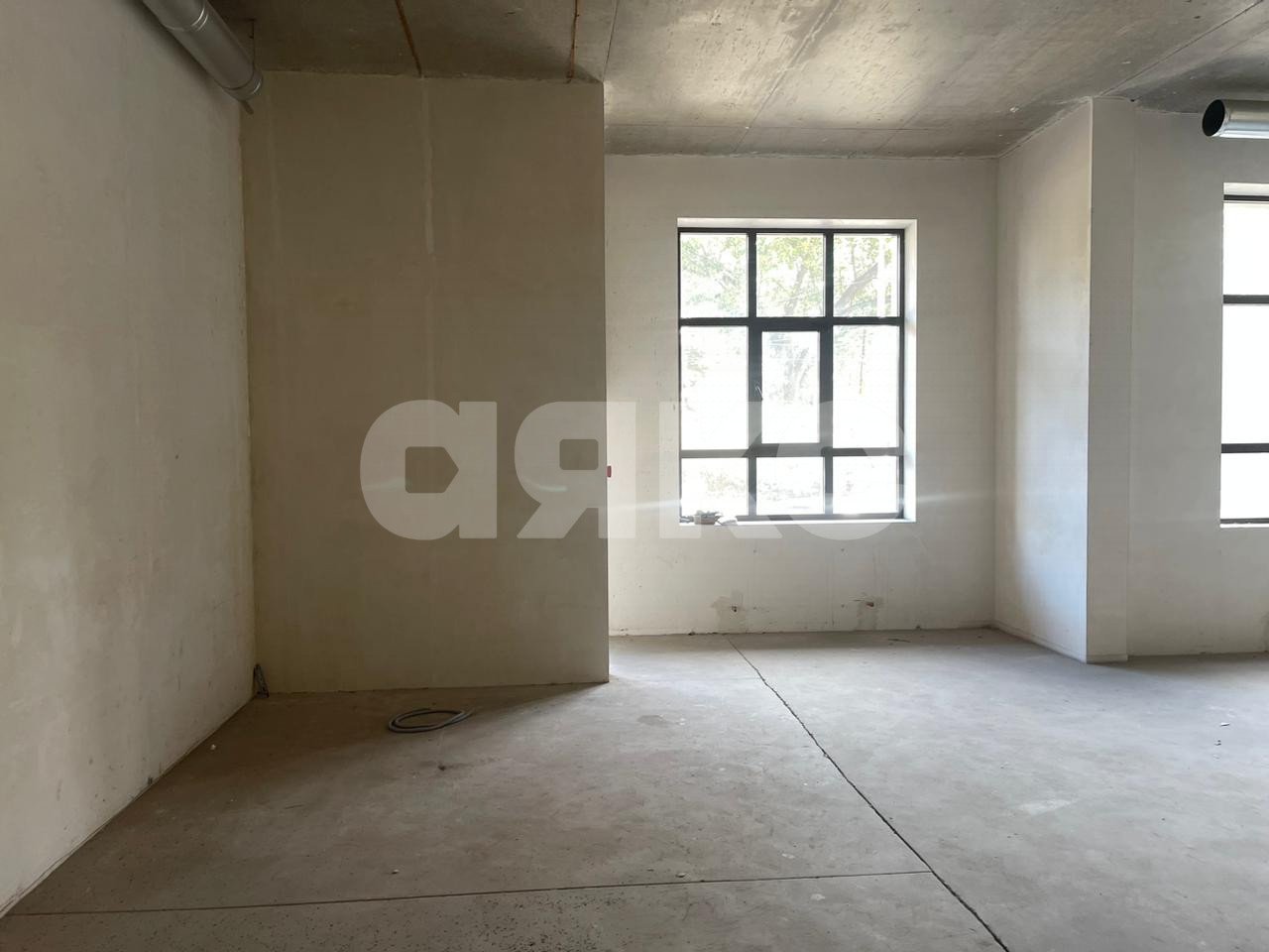 Фото №2: Коммерция 210 м² - Ростов-на-Дону, Первомайский, ул. 1-й Конной Армии, 13В