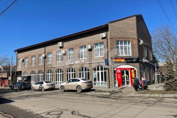 Фото №1: Коммерция 660 м² - Ростов-на-Дону, мкр. квартал Нижнегниловской, ул. Коминтерна, 64Б