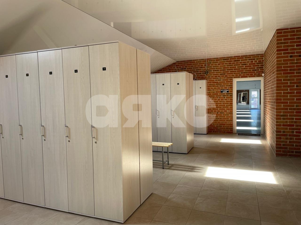 Фото №11: Коммерция 660 м² - Ростов-на-Дону, квартал Нижнегниловской, ул. Коминтерна, 64Б