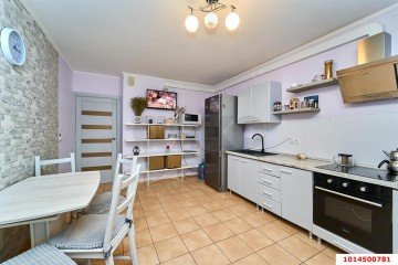 Фото №2: 2-комнатная квартира 76 м² - Краснодар, мкр. Юбилейный, ул. Рождественская набережная, 37
