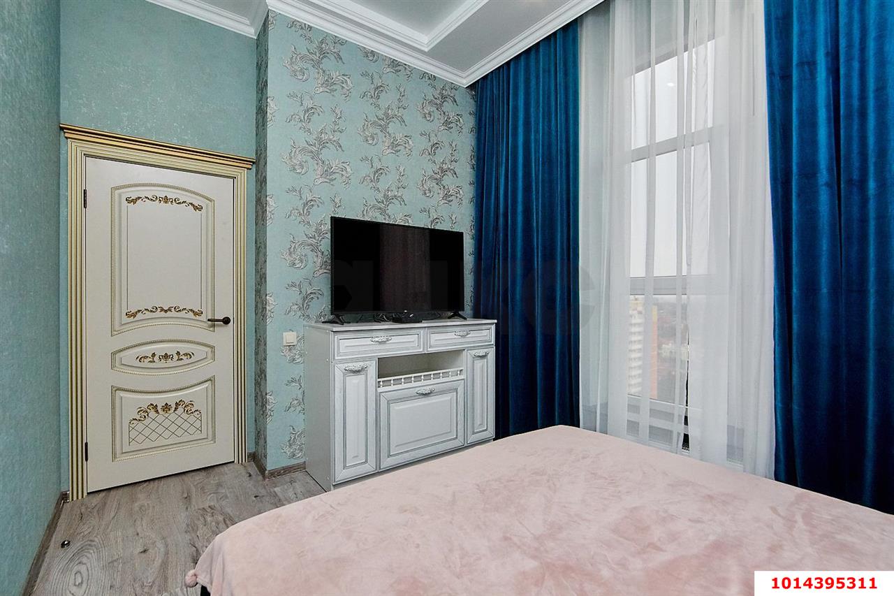 Фото №2: 2-комнатная квартира 60 м² - Краснодар, Прикубанский внутригородской округ, Фестивальный, Солнечный, мкр. жилой комплекс Янтарный 3, пр-кт Константина Образцова, 4к1