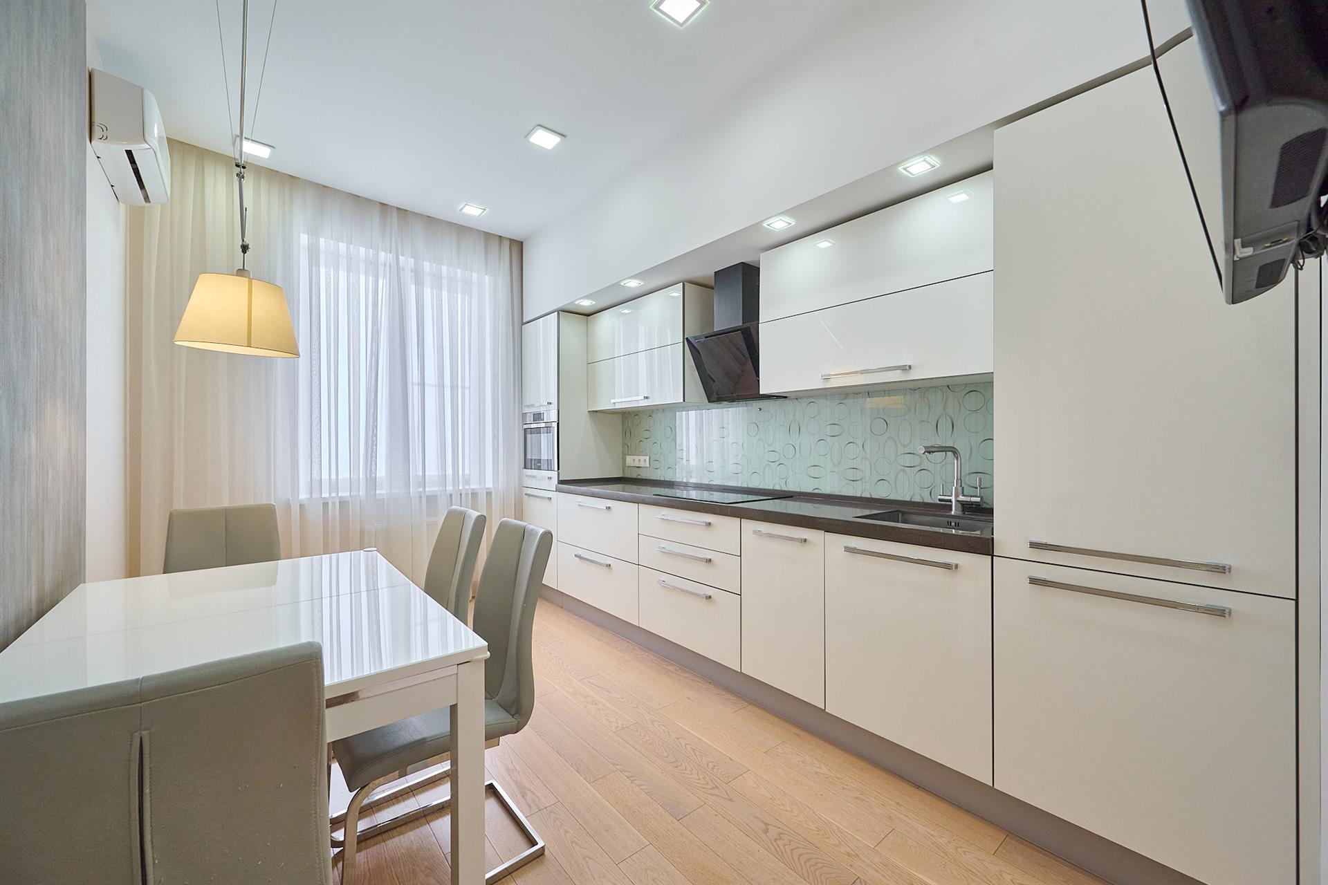 Фото №6: 2-комнатная квартира 90 м² - Краснодар, мкр. Западный внутригородской округ