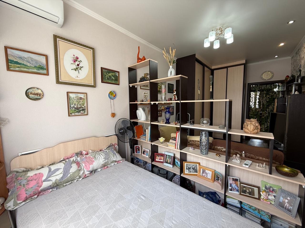 Фото №3: 1-комнатная квартира 38 м² - Краснодар, ЖК Лучезарный, Прикубанский внутригородской округ, Завод Радиоизмерительных Приборов, имени Петра Метальникова, жилой комплекс Лучезарный, мкр. Музыкальный, ул. имени Сергея Есенина, 137