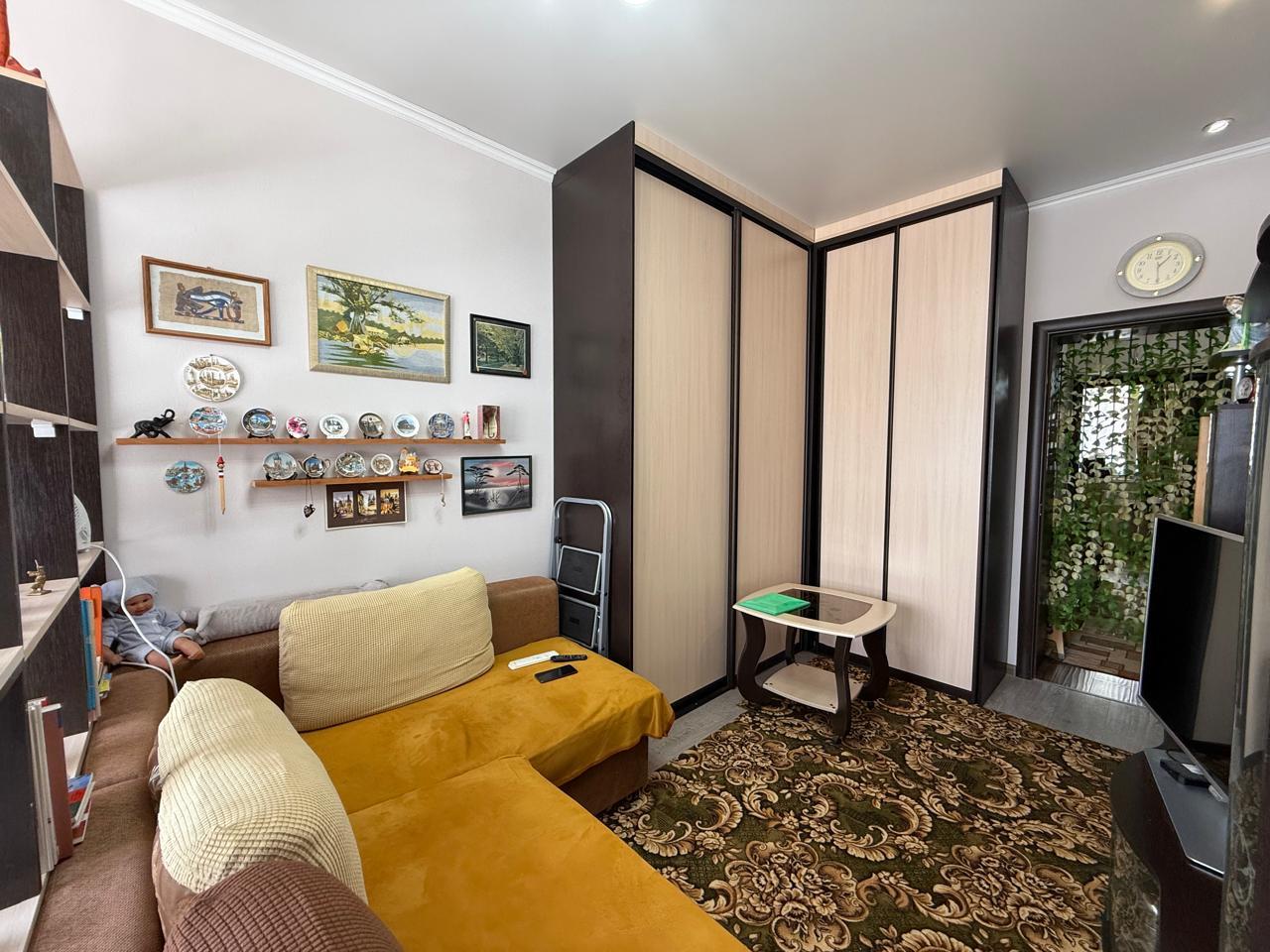 Фото №2: 1-комнатная квартира 38 м² - Краснодар, ЖК Лучезарный, Прикубанский внутригородской округ, Завод Радиоизмерительных Приборов, имени Петра Метальникова, жилой комплекс Лучезарный, мкр. Музыкальный, ул. имени Сергея Есенина, 137