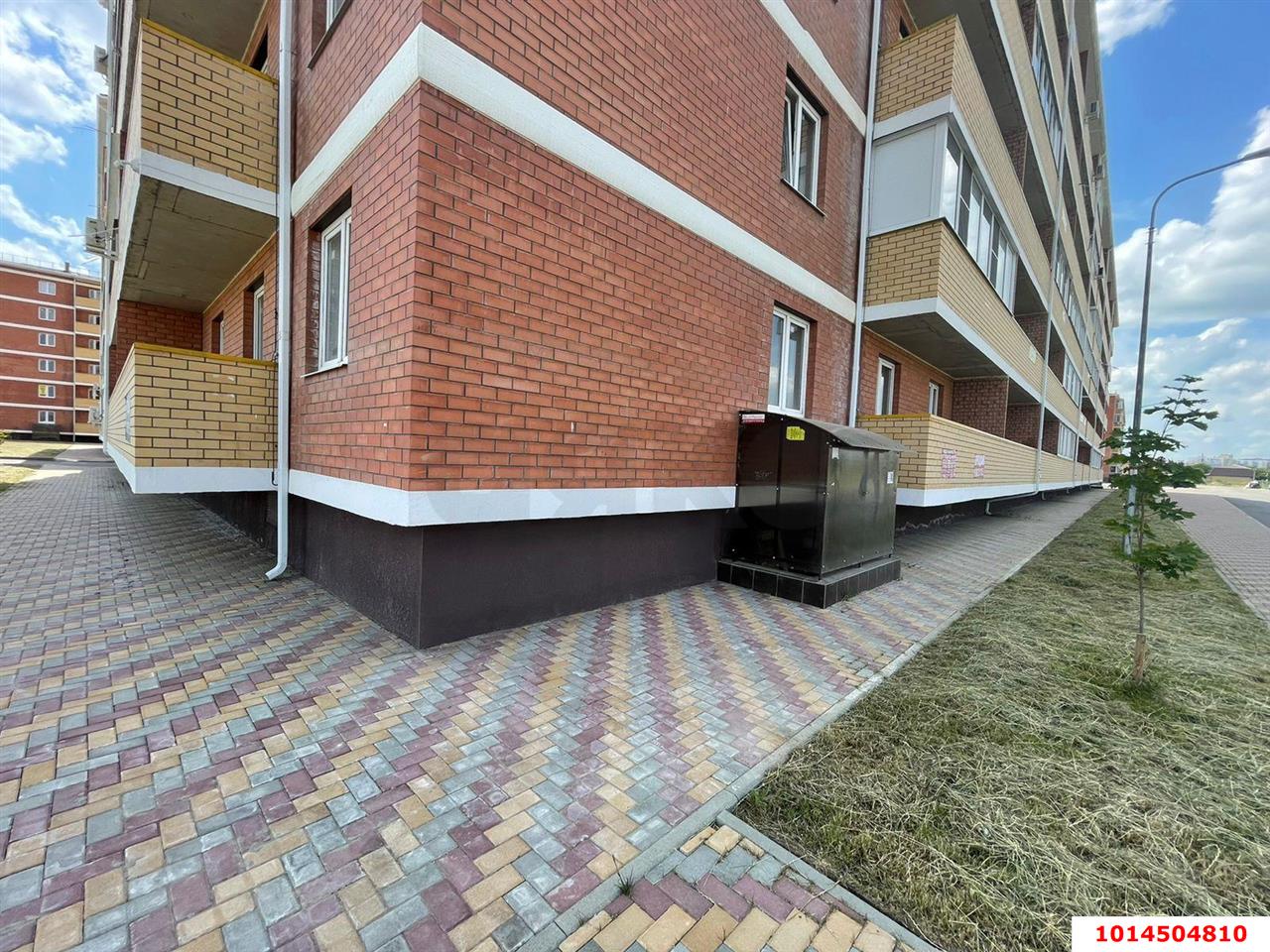 Фото №2: 1-комнатная квартира 55 м² - Новая Адыгея, жилой комплекс Золотая линия 2, ул. Бжегокайская, 25к1