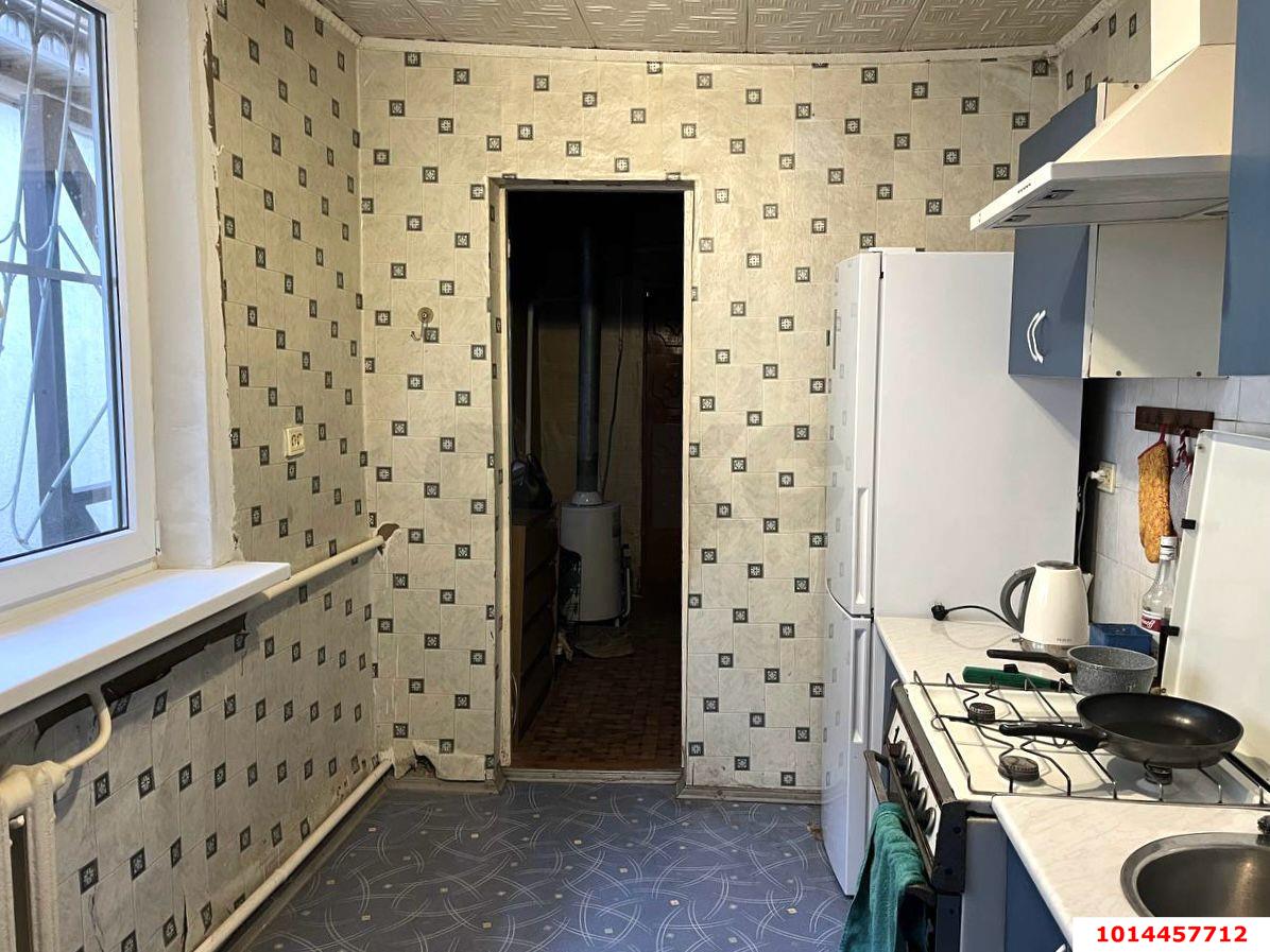 Фото №3: Часть дома 60 м² + 10 сот. - Краснодар, Центральный, ул. Горького, 186