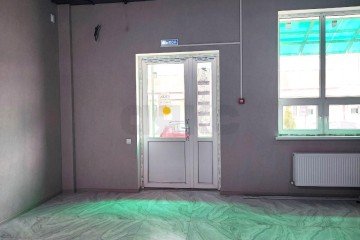 Фото №3: Торговое помещение 38 м² - Краснодар, мкр. жилой комплекс Краски, ул. Краеведа Соловьёва, 6к4