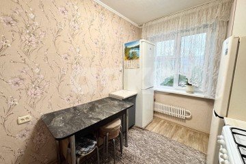 Фото №2: 4-комнатная квартира 76 м² - Нижнекамск, мкр. 27-й, пр-кт Мира, 48