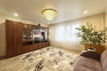 Фото №4: 4-комнатная квартира 76 м² - Нижнекамск, мкр. 27-й, пр-кт Мира, 48