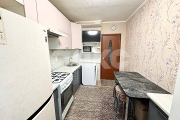 Фото №3: 4-комнатная квартира 76 м² - Нижнекамск, мкр. 27-й, пр-кт Мира, 48
