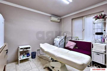 Фото №3: Торговое помещение 128 м² - Краснодар, мкр. Юбилейный, б-р Платановый, 15