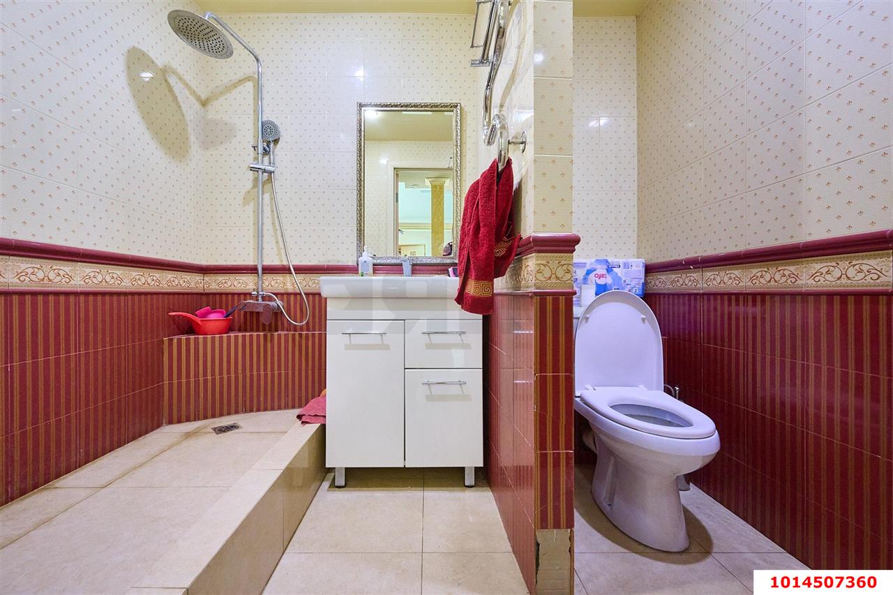 Фото №16: Торговое помещение 128 м² - Краснодар, Юбилейный, б-р Платановый, 15