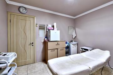 Фото №4: Коммерция 128 м² - Краснодар, мкр. Юбилейный, б-р Платановый, 15