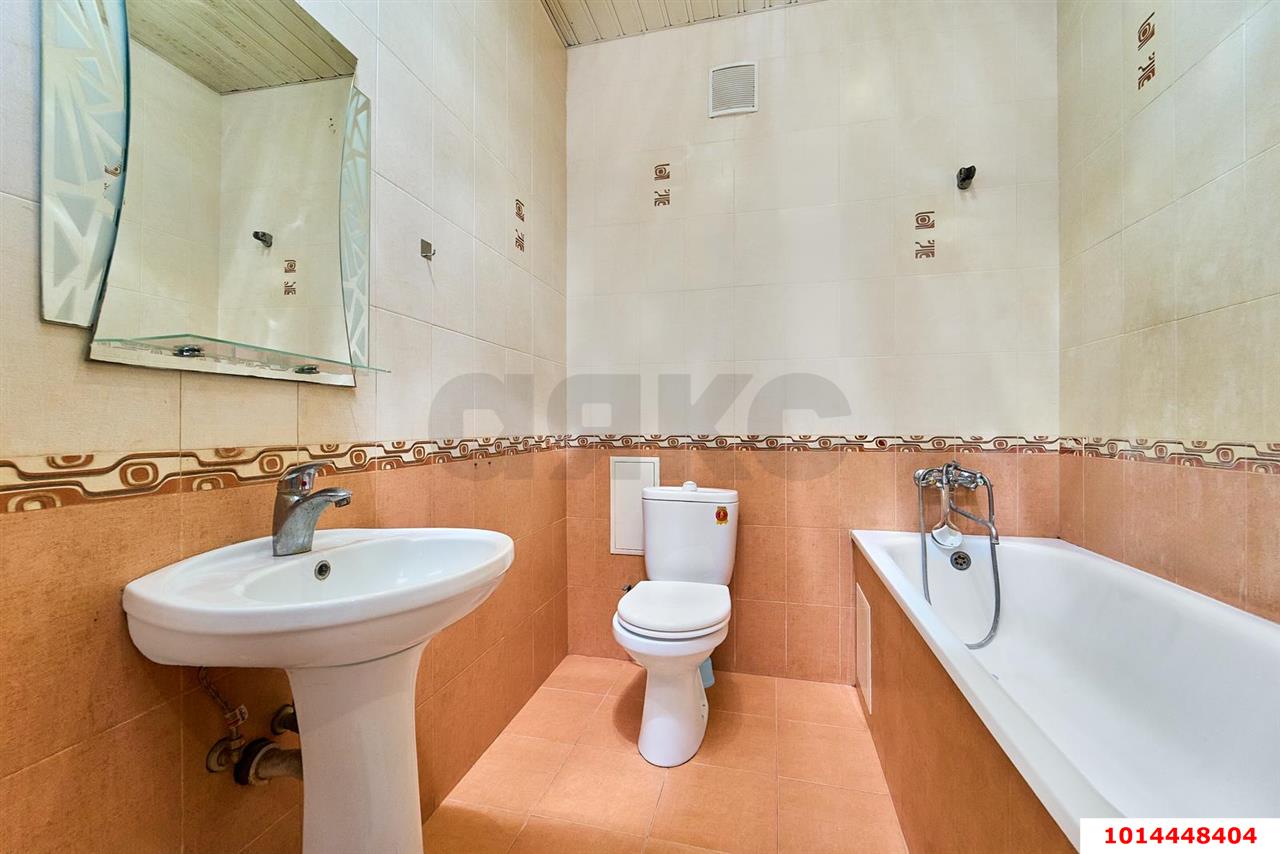 Фото №10: 2-комнатная квартира 45 м² - Краснодар, Прикубанский внутригородской округ, Завод Радиоизмерительных Приборов, п. Калинино, ул. Российская, 383