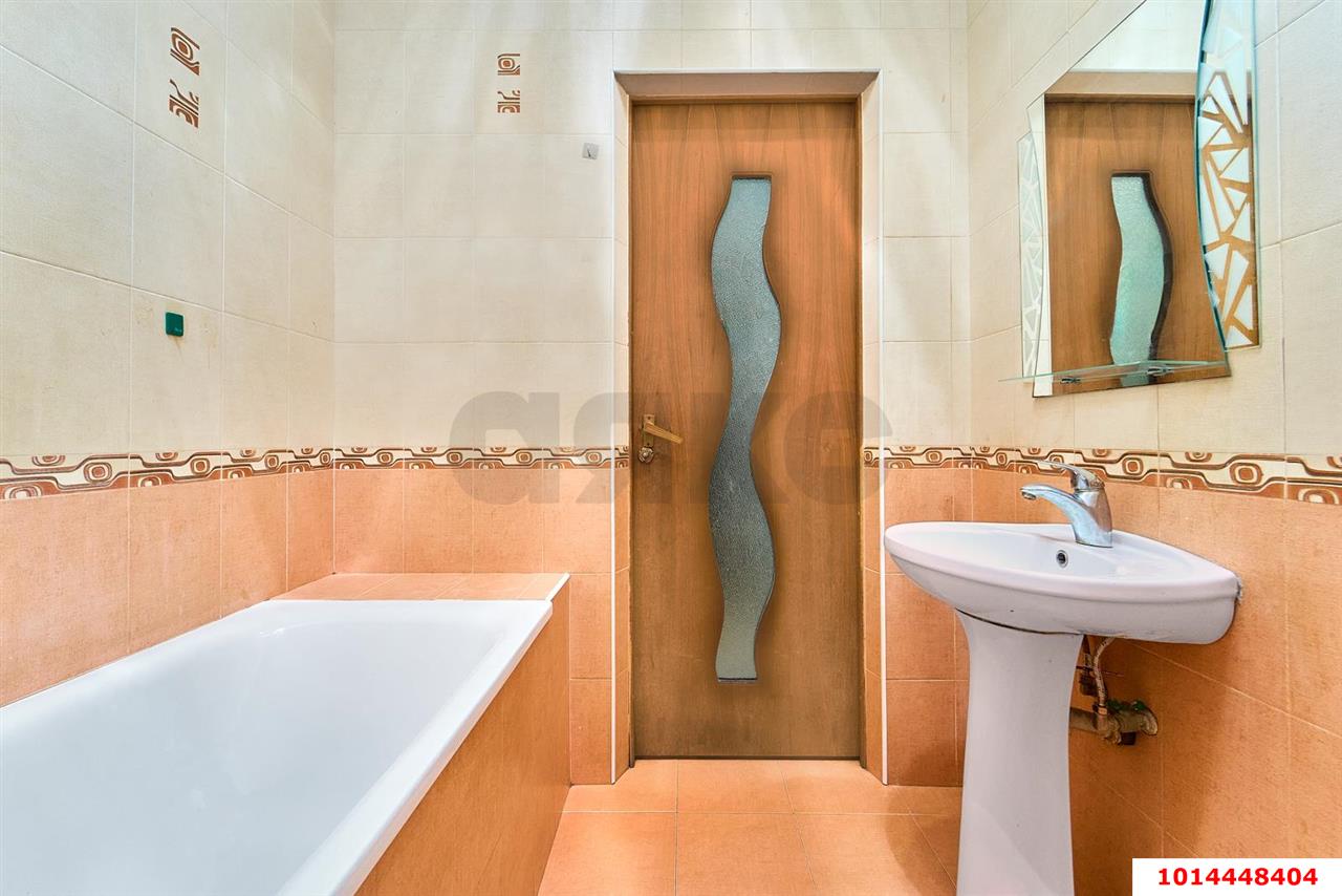 Фото №11: 2-комнатная квартира 45 м² - Краснодар, Прикубанский внутригородской округ, Завод Радиоизмерительных Приборов, п. Калинино, ул. Российская, 383