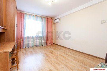 Фото №2: 2-комнатная квартира 46 м² - Краснодар, мкр. Юбилейный, ул. Рождественская набережная, 39