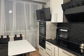 Фото №2: 2-комнатная квартира 60 м² - Краснодар, мкр. Черёмушки, ул. Селезнёва, 4Б