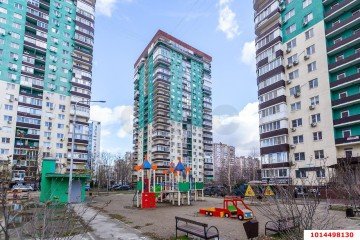 Фото №1: 2-комнатная квартира 69 м² - Краснодар, мкр. жилой комплекс Возрождение, ул. имени 40-летия Победы, 125