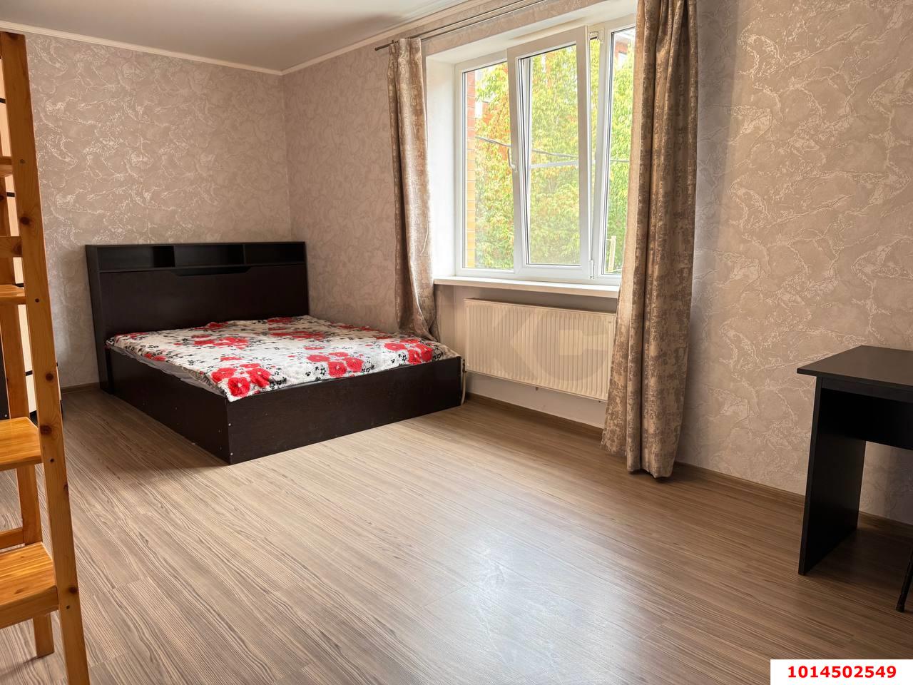 Фото №2: 1-комнатная квартира 37 м² - Краснодар, Прикубанский внутригородской округ, Калинино, мкр. Завод Радиоизмерительных Приборов, б-р Интернациональный, 110/1Б