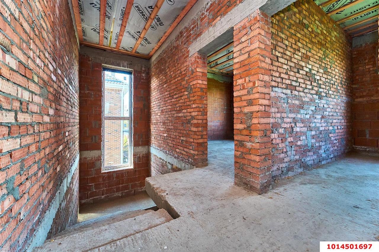 Фото №8: Дом 190 м² + 5.3 сот. - Краснодар, Прикубанский внутригородской округ, мкр. Горхутор, ул. Званая, 1/1