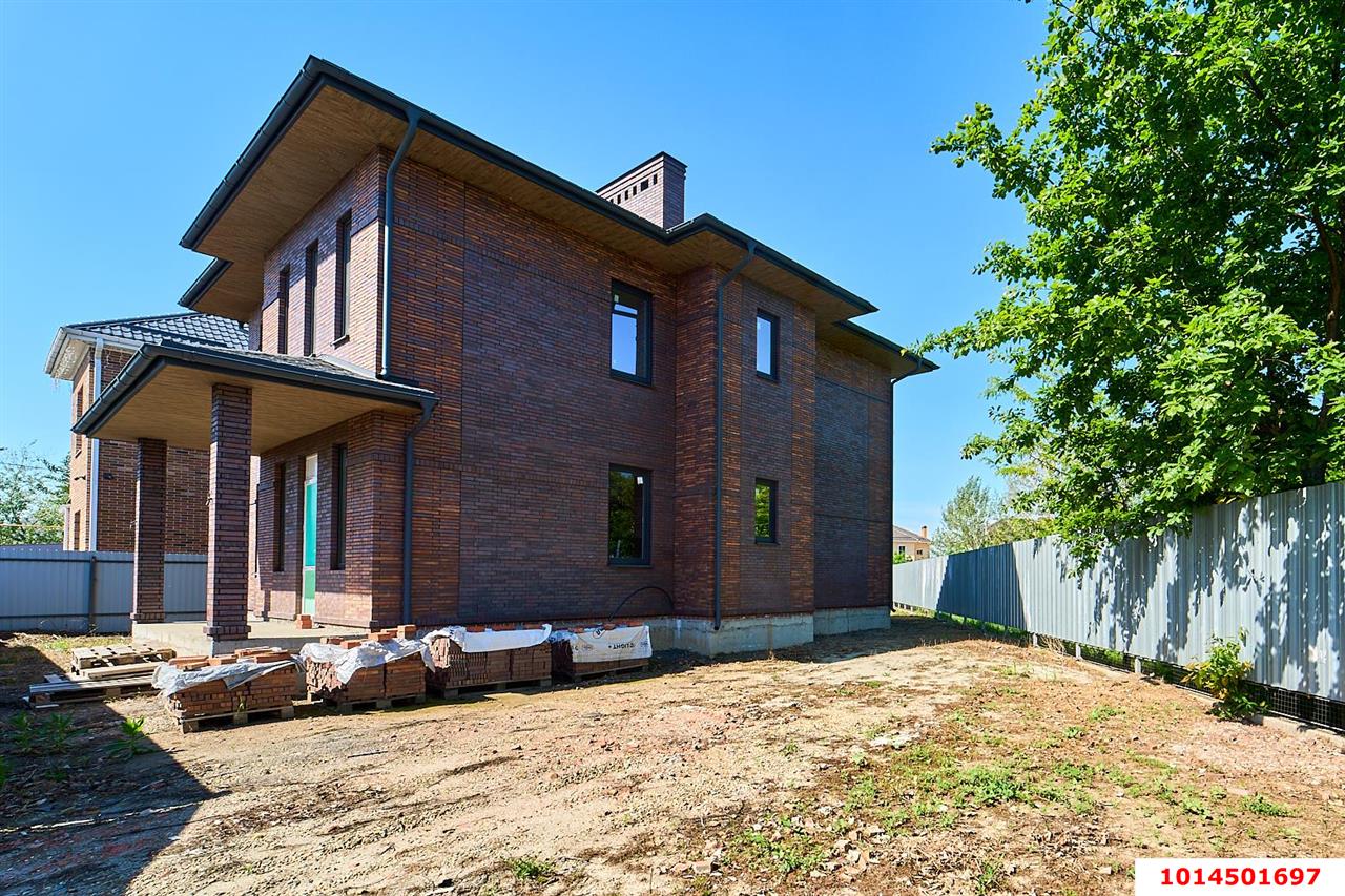 Фото №1: Дом 190 м² + 5.3 сот. - Краснодар, Горхутор, ул. Званая, 1/1