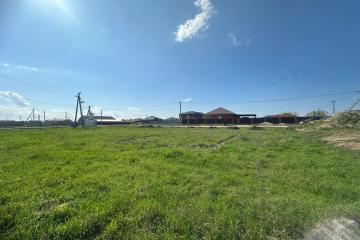 Фото №1: Земельный участок 10 сот. - Старобжегокай, ул. Красная, 20