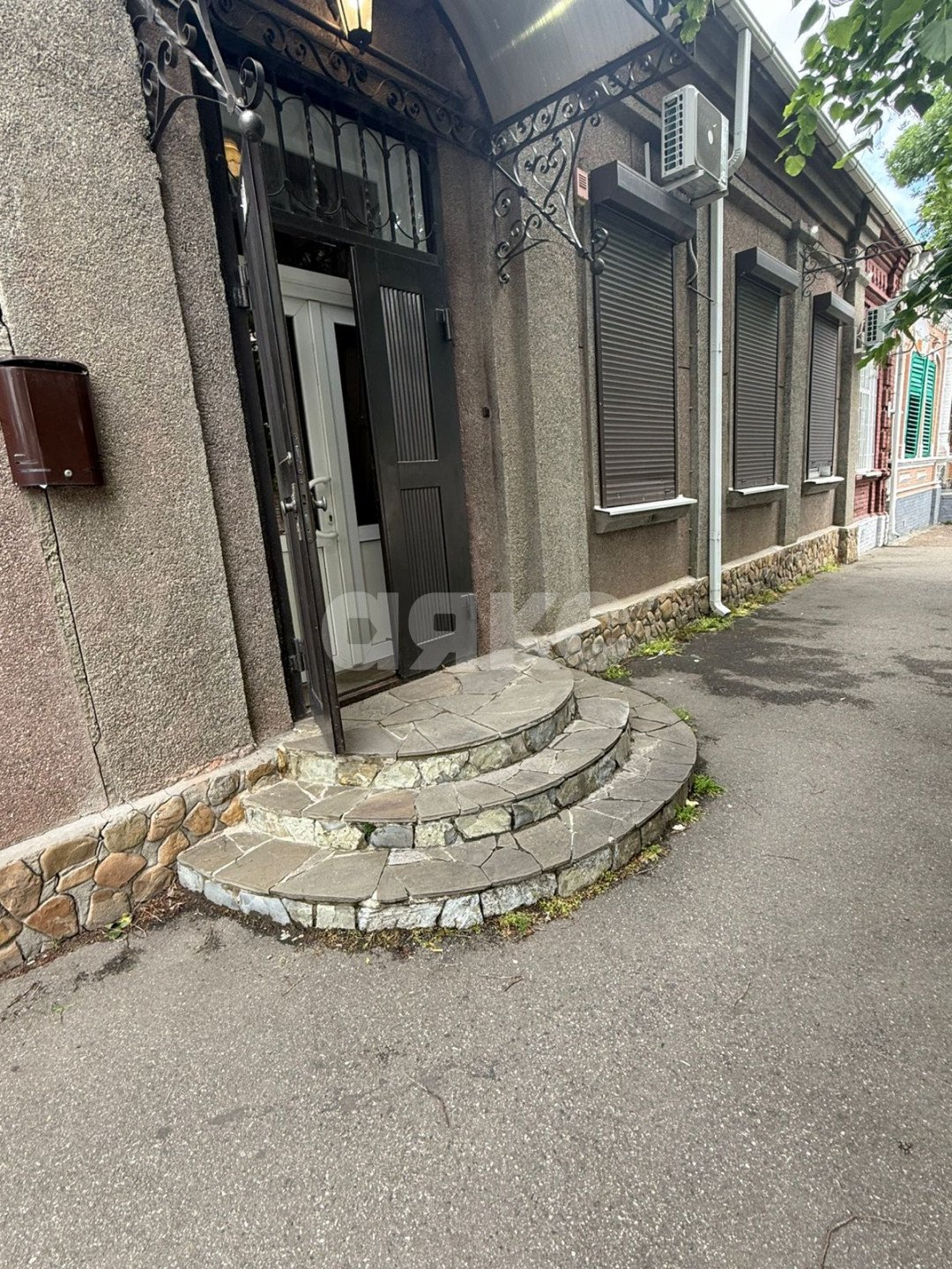 Фото №5: Коммерция 58 м² - Армавир, Оптика, ул. Свердлова, 78