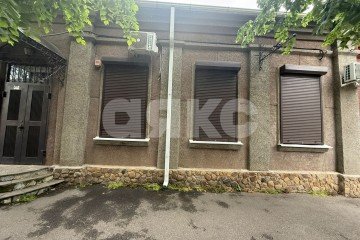 Фото №1: Коммерция 58 м² - Армавир, мкр. Оптика, ул. Свердлова, 78