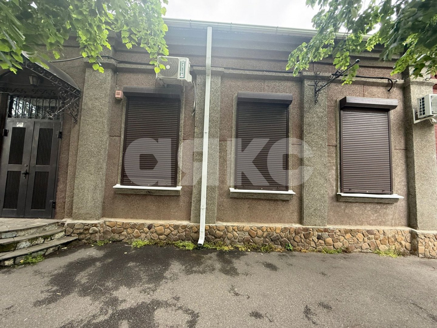 Фото №1: Коммерция 58 м² - Армавир, Оптика, ул. Свердлова, 78