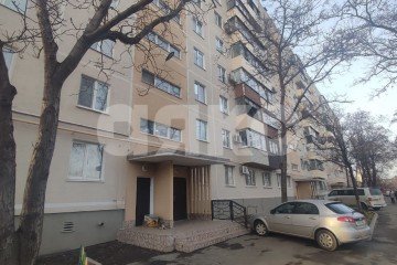 Фото №1: 3-комнатная квартира 62 м² - Мариуполь, р. Кальмиусский, ул. Заворуева, 7А