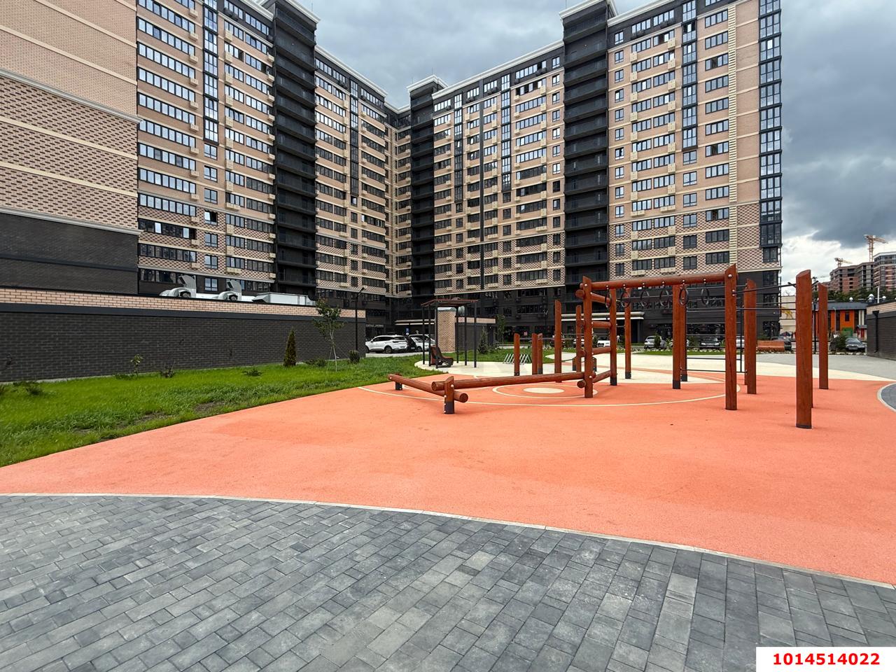 Фото №1: Торговое помещение 83 м² - Краснодар, жилой комплекс Сармат, ул. Константина Гондаря, 98к1