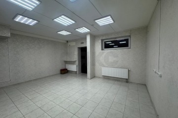 Фото №1: Торговое помещение 36 м² - Краснодар, мкр. жилой комплекс Победа, ул. Евгении Жигуленко, 9