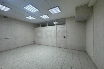 Фото №2: Торговое помещение 36 м² - Краснодар, мкр. жилой комплекс Победа, ул. Евгении Жигуленко, 9