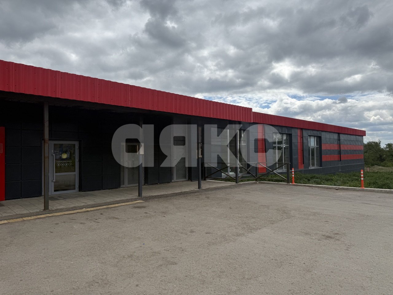 Фото №3: Коммерция 600 м² - Лапотково, 170