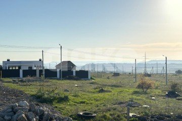 Фото №2: Земельный участок под ИЖС - Мирное, ул. Игоря Постного, 8