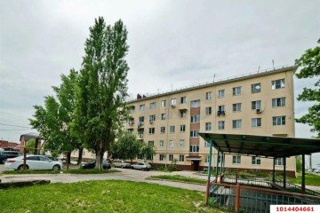 Фото №1: 2-комнатная квартира 56 м² - Адыгейск, ул. Коммунистическая, 12