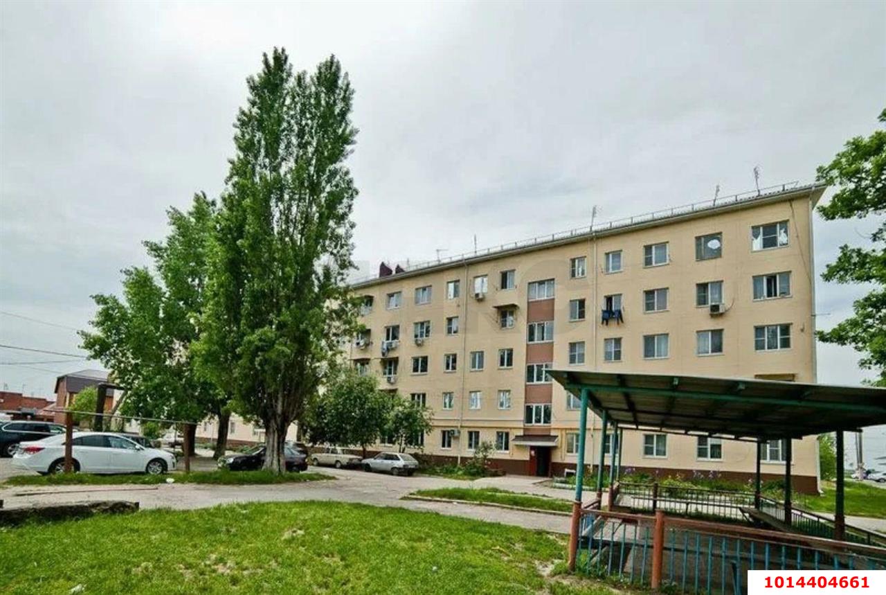Фото №1: 2-комнатная квартира 56 м² - Адыгейск, ул. Коммунистическая, 12