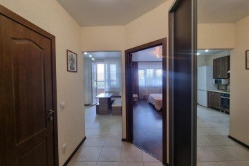 Фото №4: 1-комнатная квартира 38 м² - Краснодар, мкр. Юбилейный, б-р Клары Лучко, 4