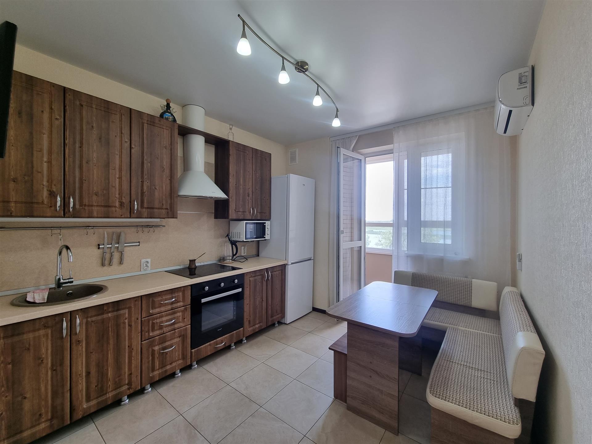 Фото №1: 1-комнатная квартира 38 м² - Краснодар, Западный внутригородской округ, жилой комплекс Новый Город, мкр. Юбилейный, б-р Клары Лучко, 4