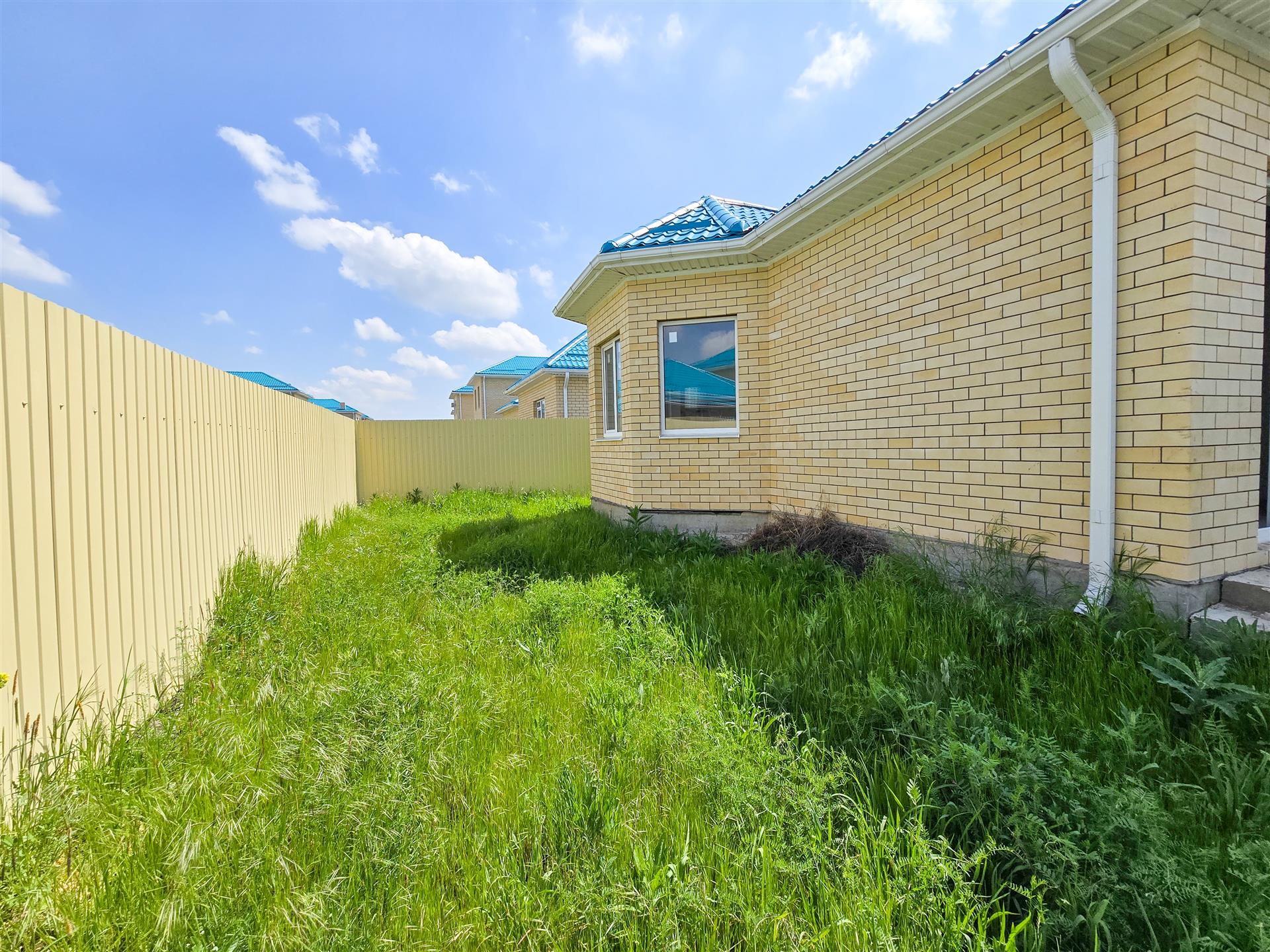 Фото №3: Дом 94 м² + 3 сот. - Краснодар, Прикубанский внутригородской округ, п. коттеджный  Изумрудный Город, ул. имени Георгия Гужина, 73