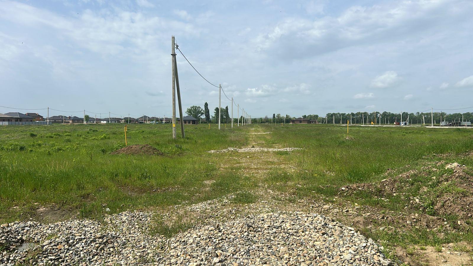 Фото №2: Земельный участок 5 сот. - Майкоп, мкр. ДНТ Коммунальник-2, ул. Цветочная, 19