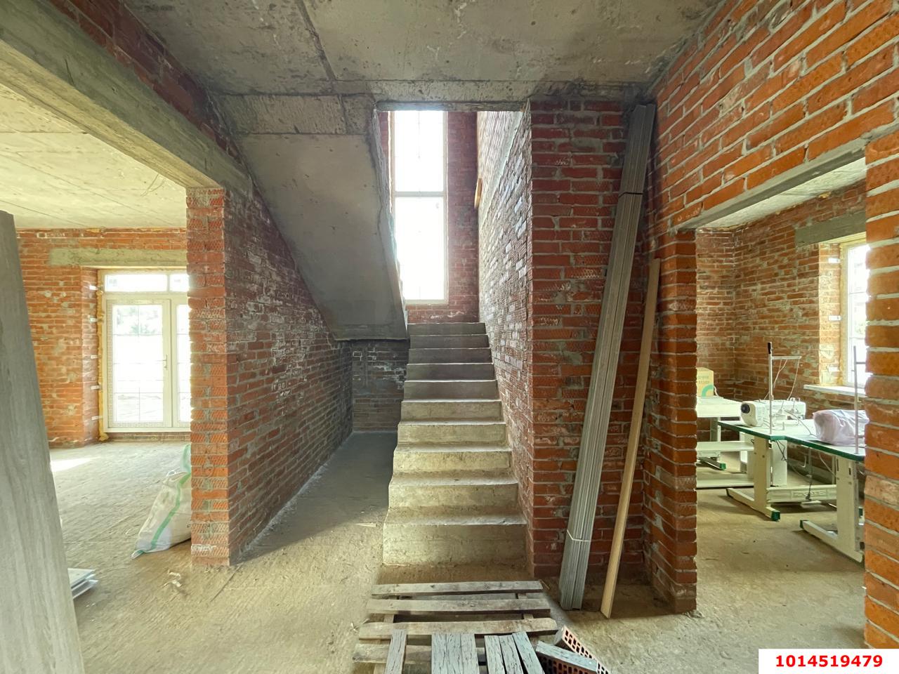 Фото №8: Дом 172 м² + 4 сот. - Краснодар, Прикубанский внутригородской округ, мкр. Плодородный-2, ул. Алексеевская, 17