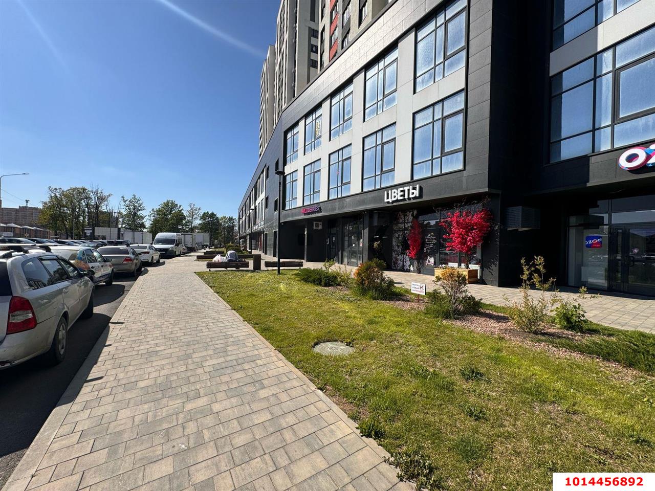 Фото №3: Торговое помещение 77 м² - Краснодар, жилой комплекс Новелла, ул. Питерская, 40