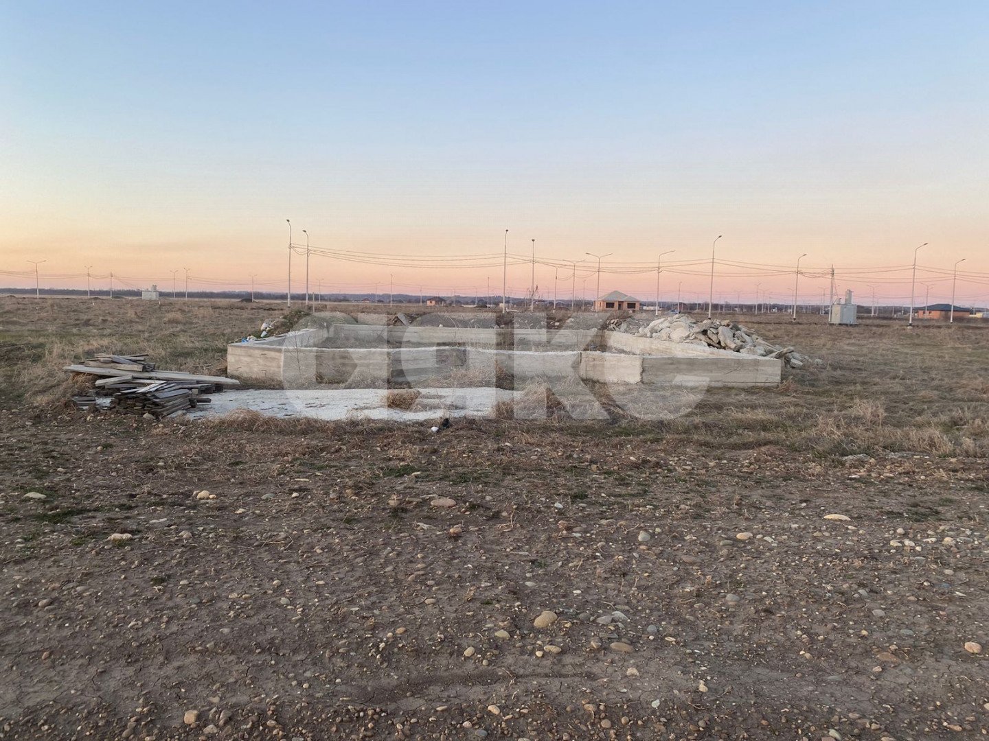 Фото №1: Земельный участок под ИЖС 7.8 сот. - Майкоп, Центр, ул. площадь Ленина
