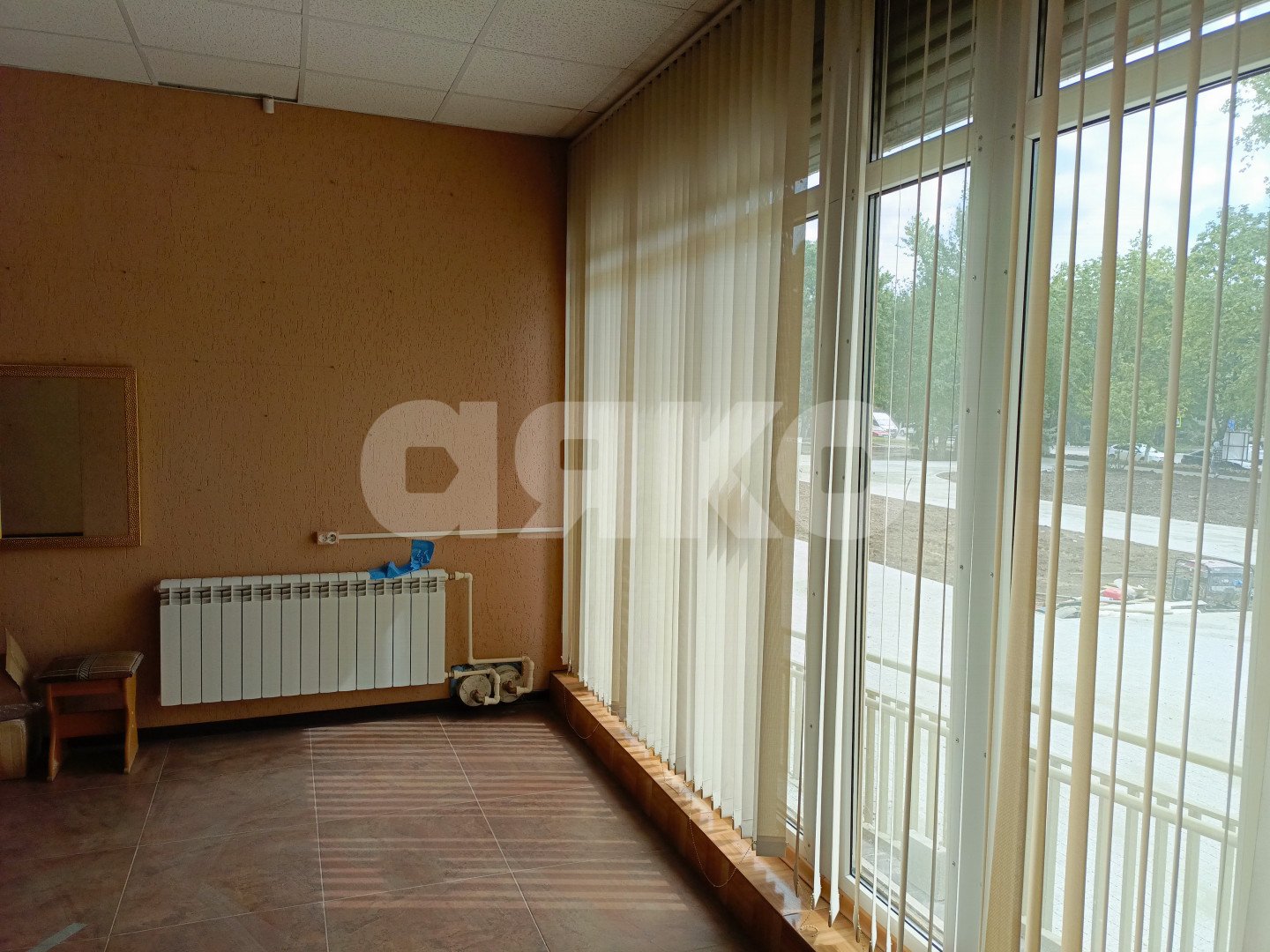 Фото №3: Коммерция 77 м² - Темрюк, ул. Ленина, 79