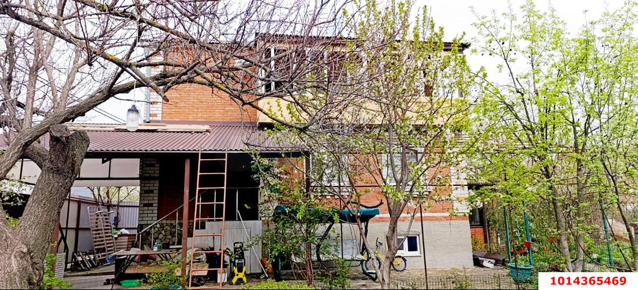 Фото №1: Дом 157 м² + 4.2 сот. - Знаменский, Карасунский внутригородской округ, ст Рассвет, ул. Цветочная, 97