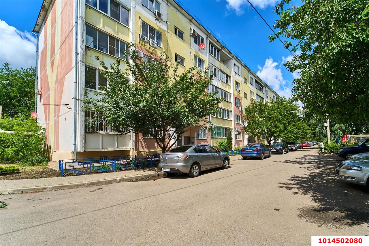 Фото №1: 3-комнатная квартира 84 м² - Лорис, Карасунский внутригородской округ, ул. Садовая, 32
