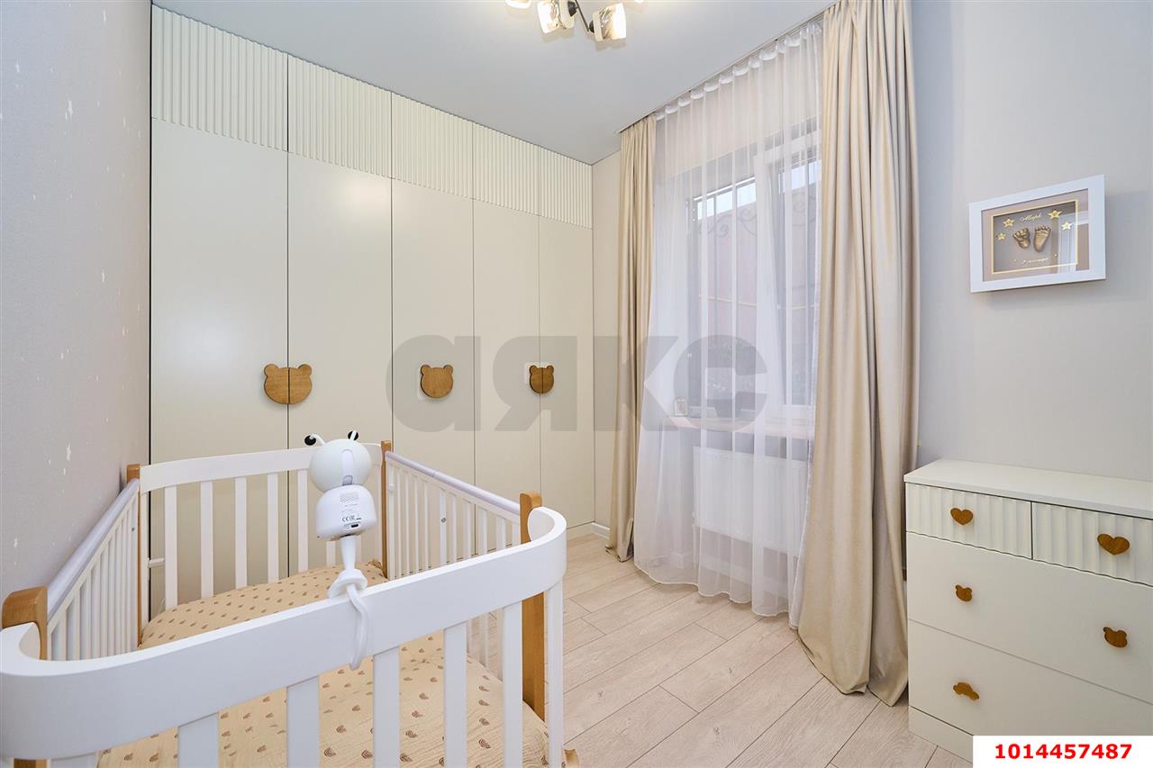 Фото №11: Дом 300 м² + 10 сот. - Российский, Прикубанский внутригородской округ, ул. имени В.М. Комарова, 90