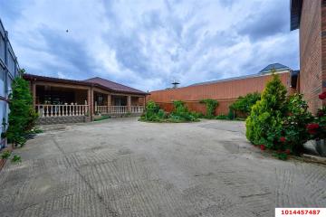 Фото №2: Дом 300 м² - Российский, мкр. Прикубанский внутригородской округ, ул. имени В.М. Комарова, 90